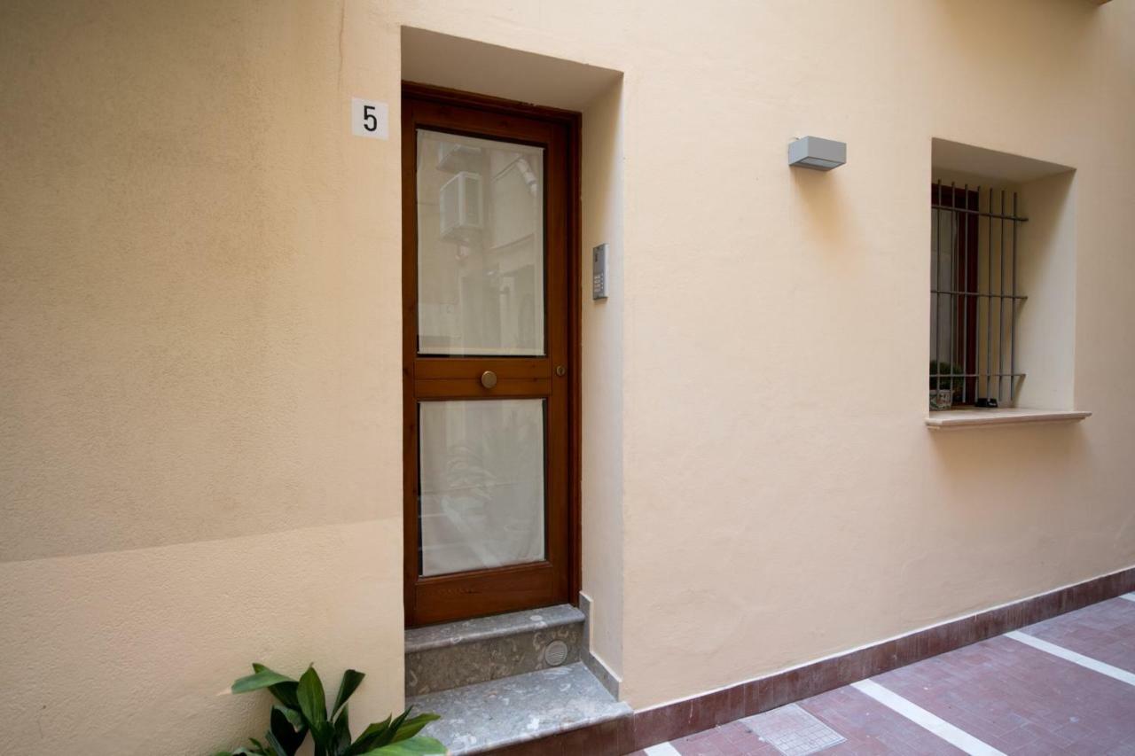 Macaria Apartments Trapani Bagian luar foto