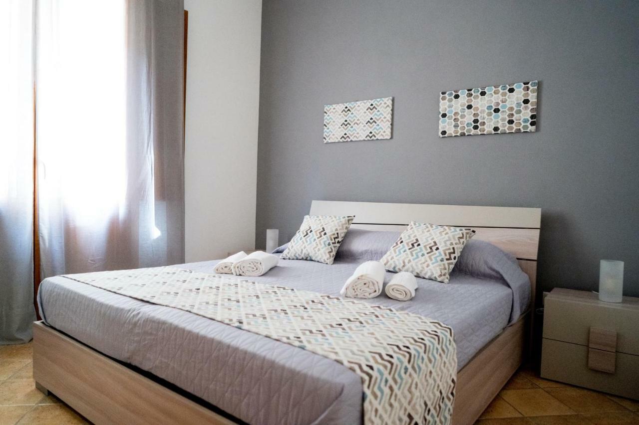 Macaria Apartments Trapani Bagian luar foto